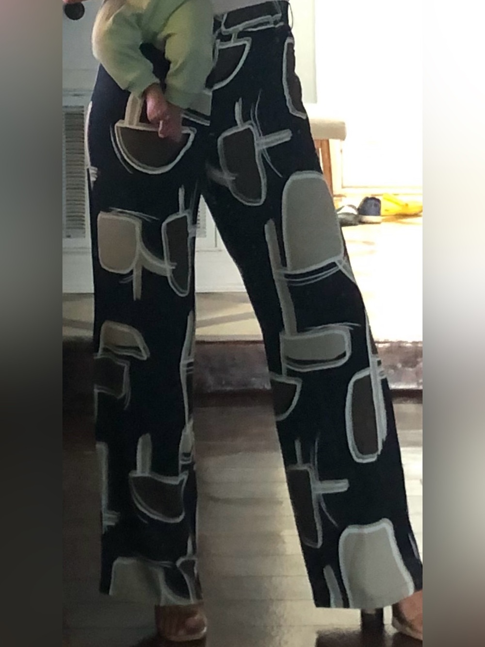 Zara Black Wide-Leg Trousers with Cream and Brown Geometric Print